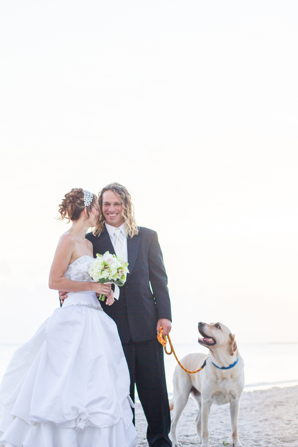 © Filda Konec Photography, bride-groom-and-dog