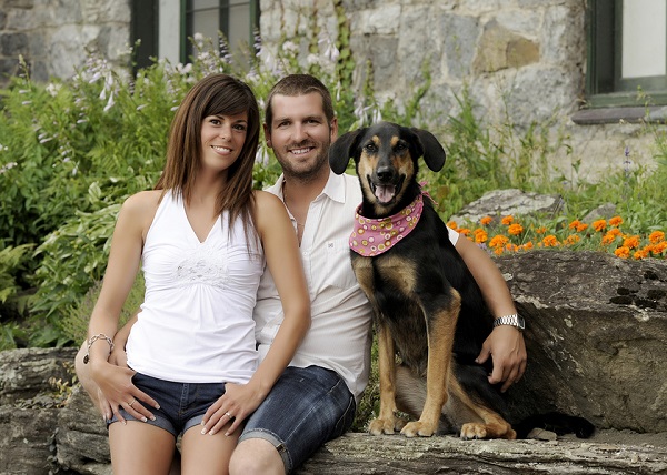 © Chantal Benoit Photographer | engagement pictures with dog, Lab Shepherd mix in flowered bandanna