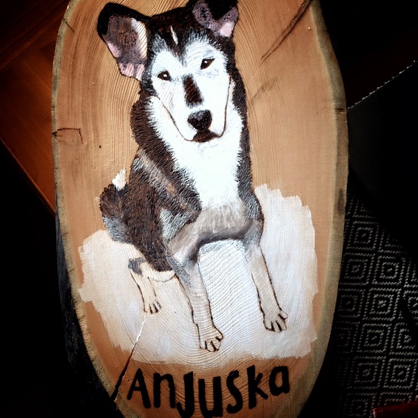 Custom portrait of sled dog, tundrada-wood-burned-dog-portraits