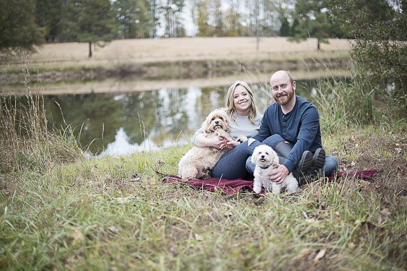 couple and their dogs on a blanket, ©Alicia Hite Photography | rustic lifestyle family photography