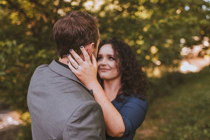 romantic engagement photos, ©Green Apple Photography